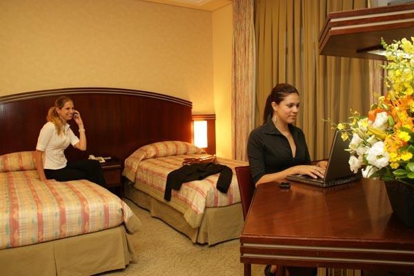 Hotel Anaca Sao Carlos מראה חיצוני תמונה